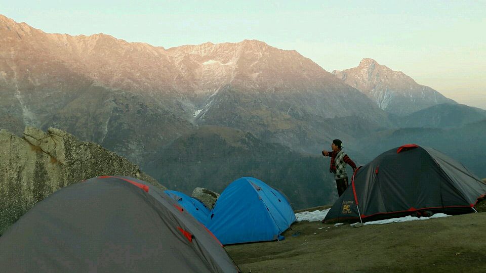 Photo of Triund Trek Trail, Trail to Triund Hill, Dharamshala, Himachal Pradesh, India by naren verma