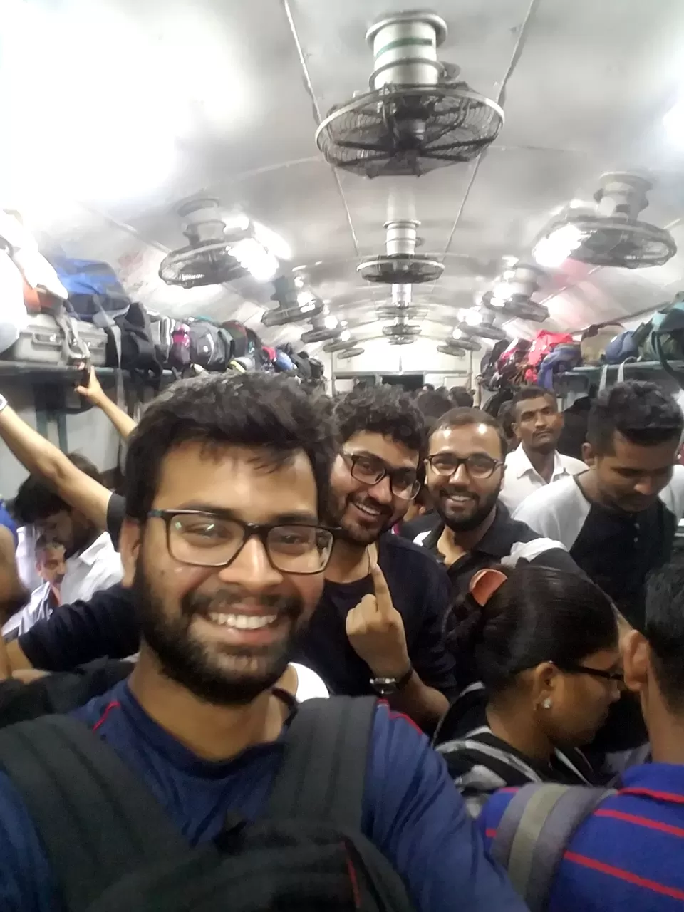 Photo of Jogeshwari Railway Station, Station Road, Subhash Nagar, Jogeshwari East, Mumbai, Maharashtra, India by Bhunesh Bhaskar