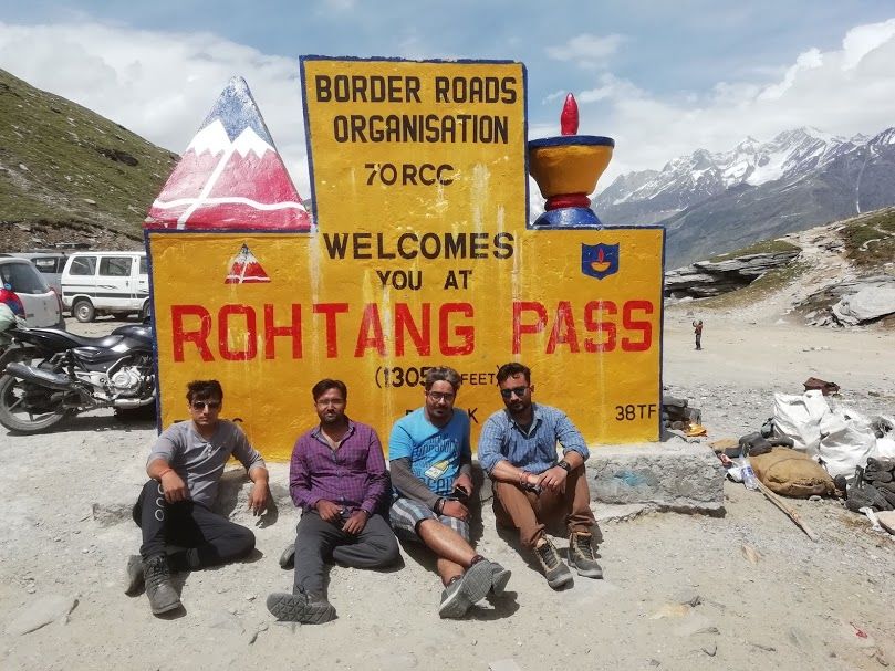 Photo of Noida to Manali and Manali to Baralacha Pass 3/10 by Shashikant Upadhyay