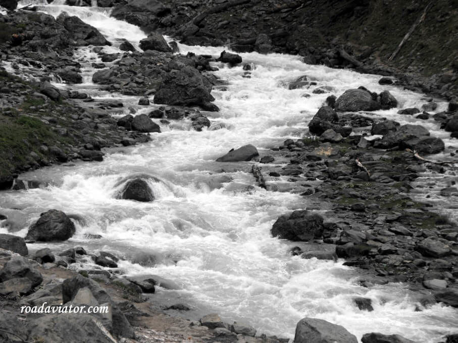 Photo of Pahalgam: Delightful valleys and glaciers - Roadaviator 1/1 by prateek goel