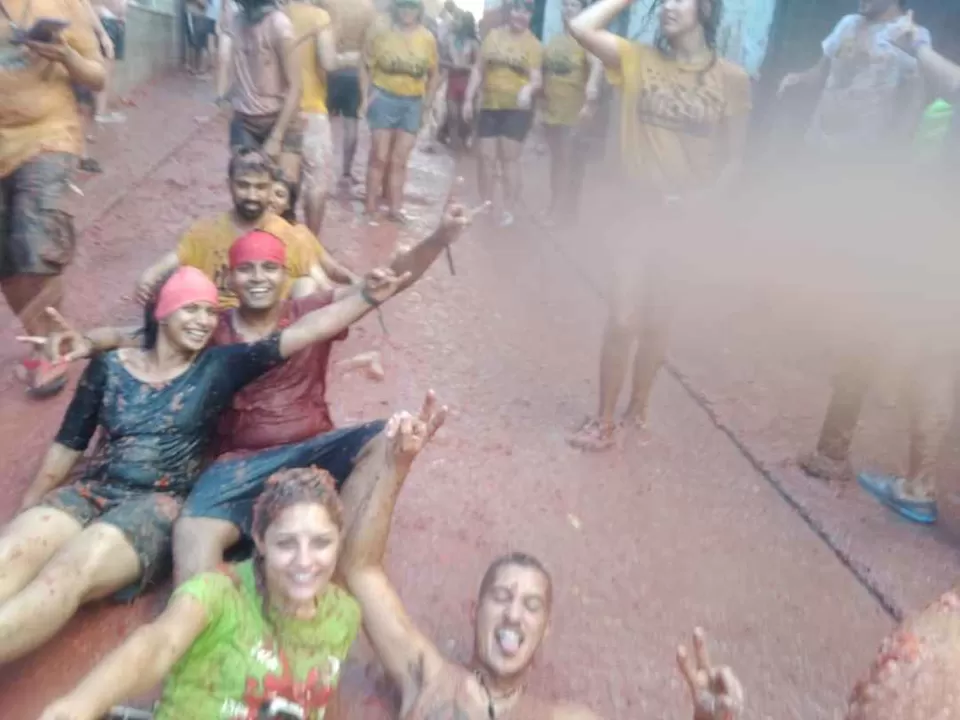 Photo of La Tomatina, Calle Iglesia, Santa Ana, Spain by aditi