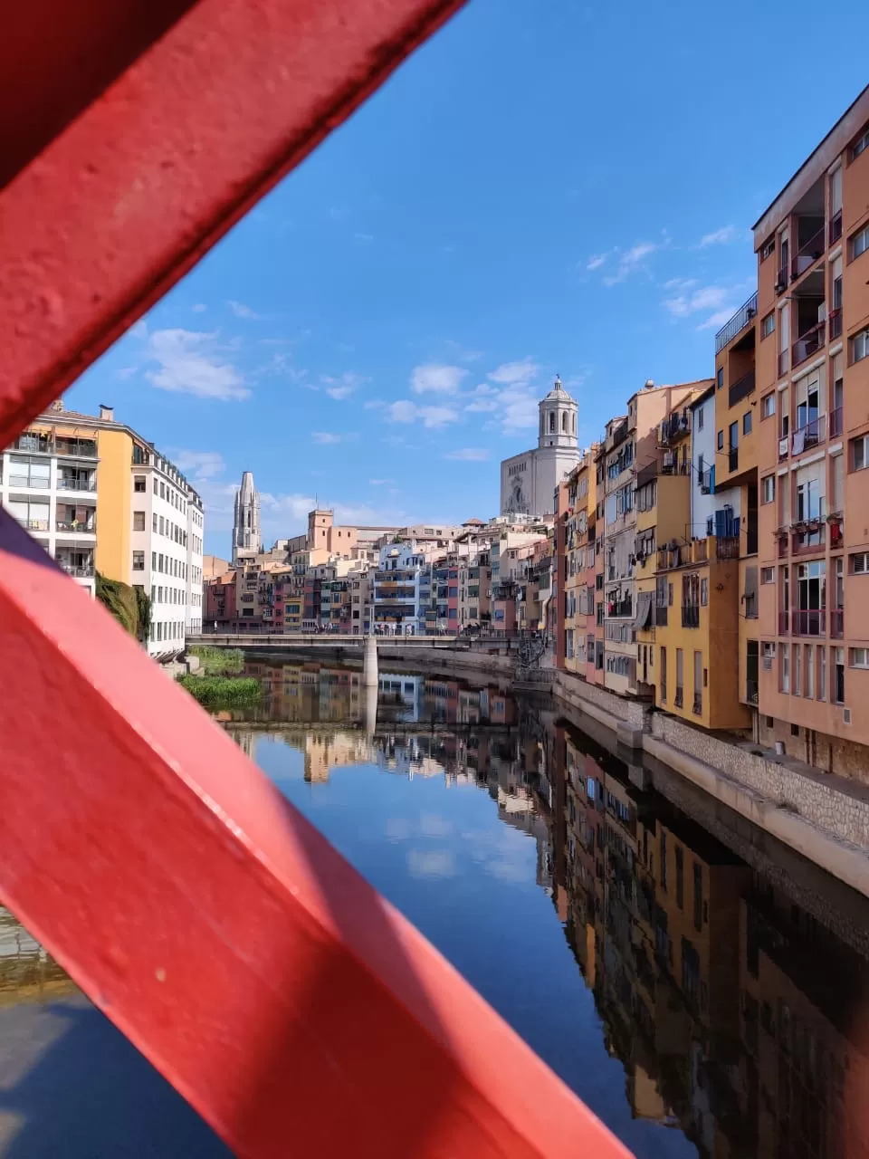 Photo of Pont de les Peixateries Velles, Carrer del Riu Onyar, Girona, Spain by aditi