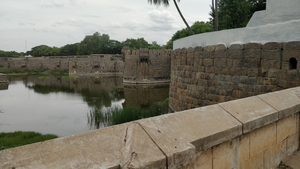 Photo of Vellore fort by Meenakshi Singh