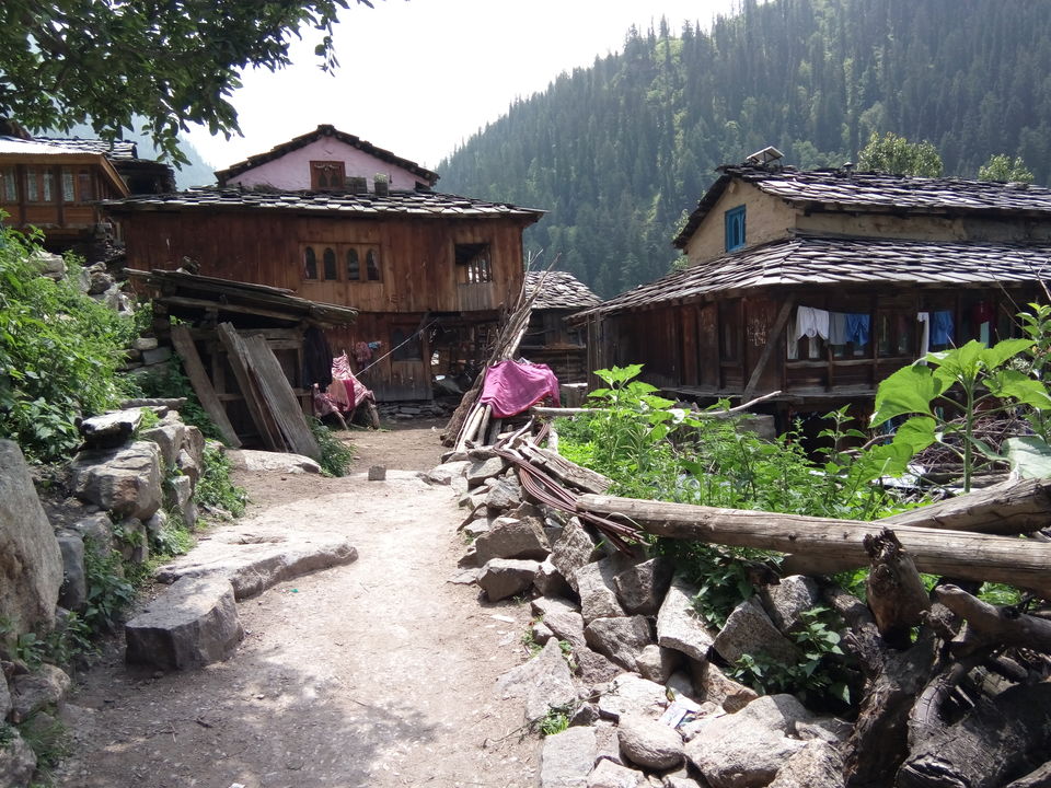 Photo of Kheerganga -trip to remember for eternity 6/24 by Meenakshi Singh