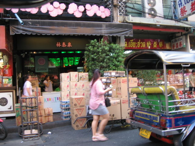 Photo of A Day in Bangkok 2/3 by Gayatri Cherian