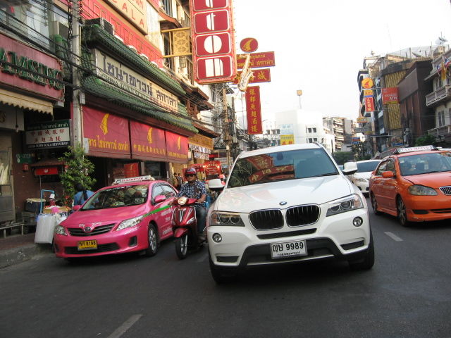 Photo of A Day in Bangkok 3/3 by Gayatri Cherian