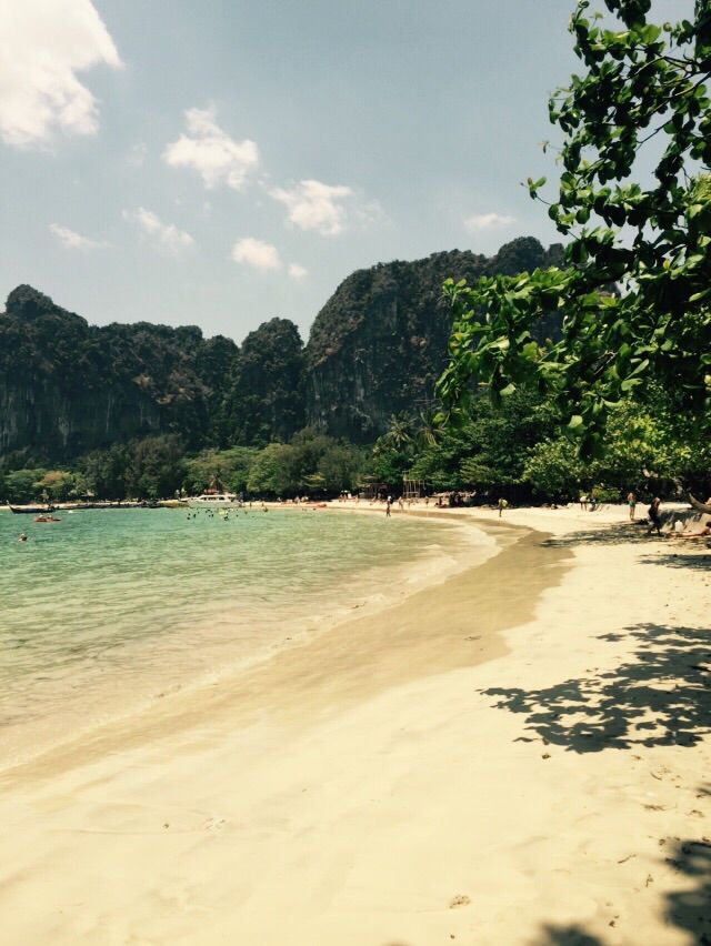 Photo of Krabi Thailand by Vinayak Joshi