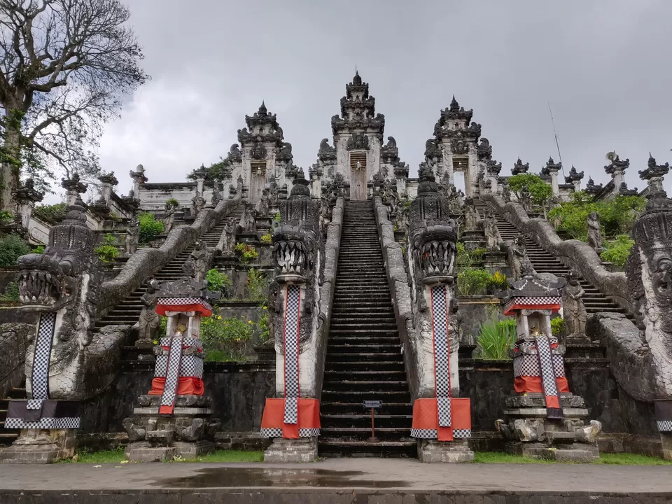 Photo of Pura Lempuyang Luhur, West Seraya, Karangasem Regency, Bali, Indonesia by Saurav Basu