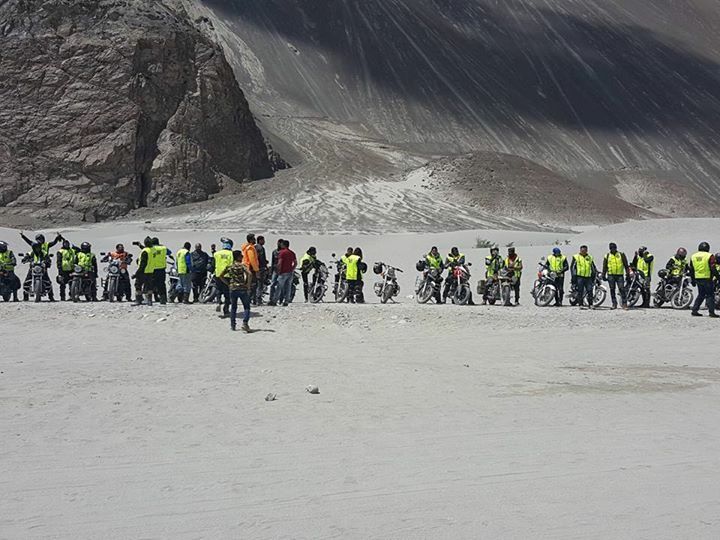 Photo of 14 Days Trip (Delhi- Srinagar-Leh-Khardung La- Nubra - Pangong- Tso Moriri-Tso kar- Manali- Delhi) 4/11 by Neera Singh