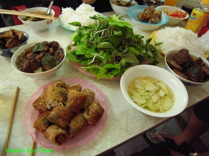 Photo of Hanoi Street Food Tour With Expert Local Guide 2/2 by Vietnam Eco Travel