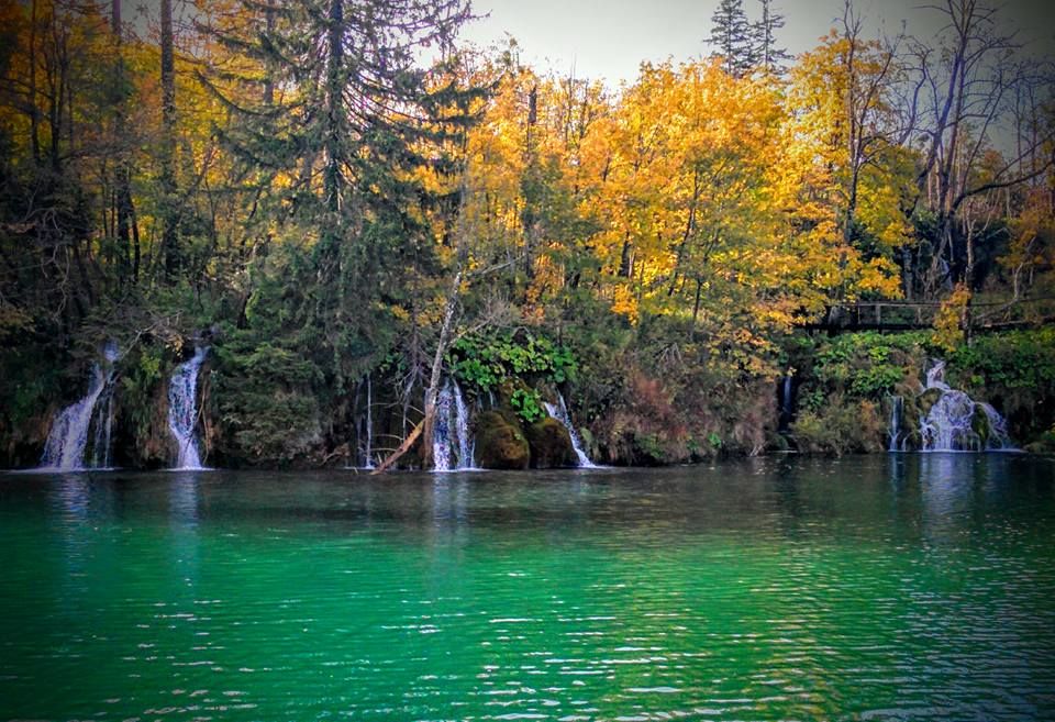 Photo of Plitvice Lakes in a day 4/6 by Divya Iyer
