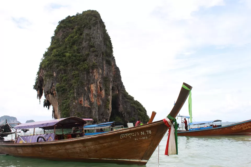 Photo of Krabi Thailand by Vinoth Kumar