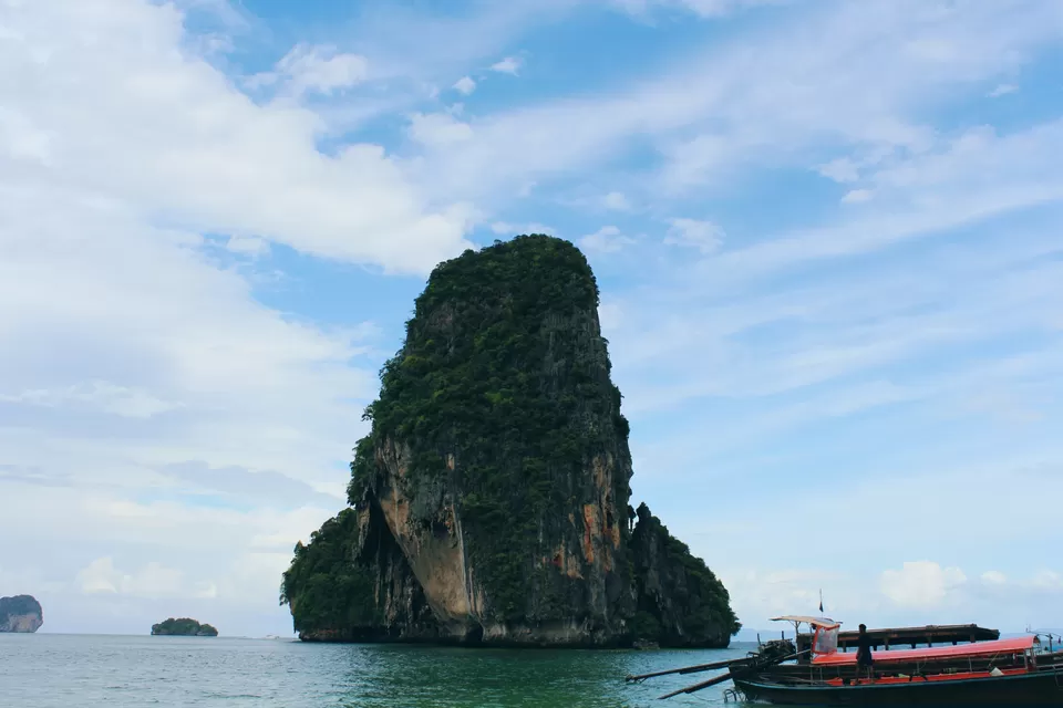 Photo of Krabi Thailand by Vinoth Kumar