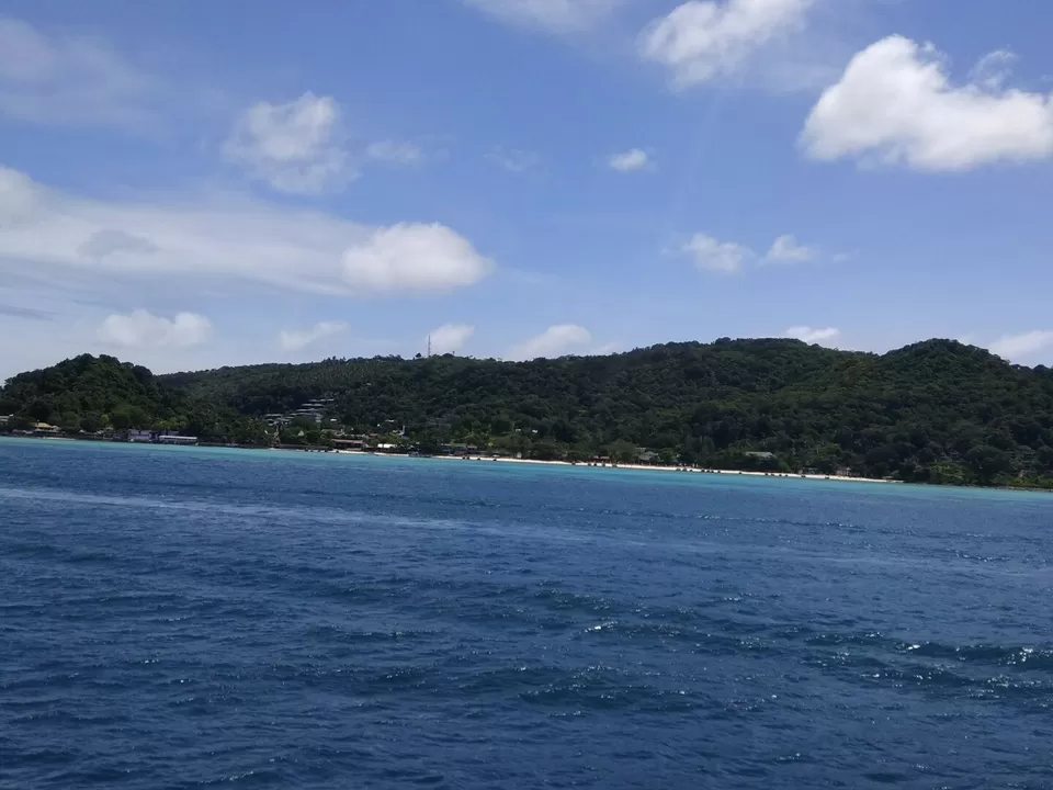 Photo of Phi Phi Islands Ao Nang Krabi Thailand by Vinoth Kumar