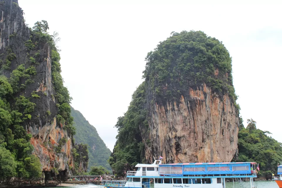 Photo of Phuket Thailand by Vinoth Kumar