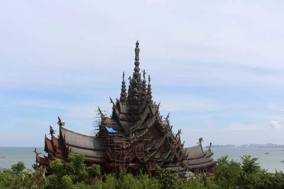 Photo of Pattaya City Chon Buri Thailand by Vinoth Kumar