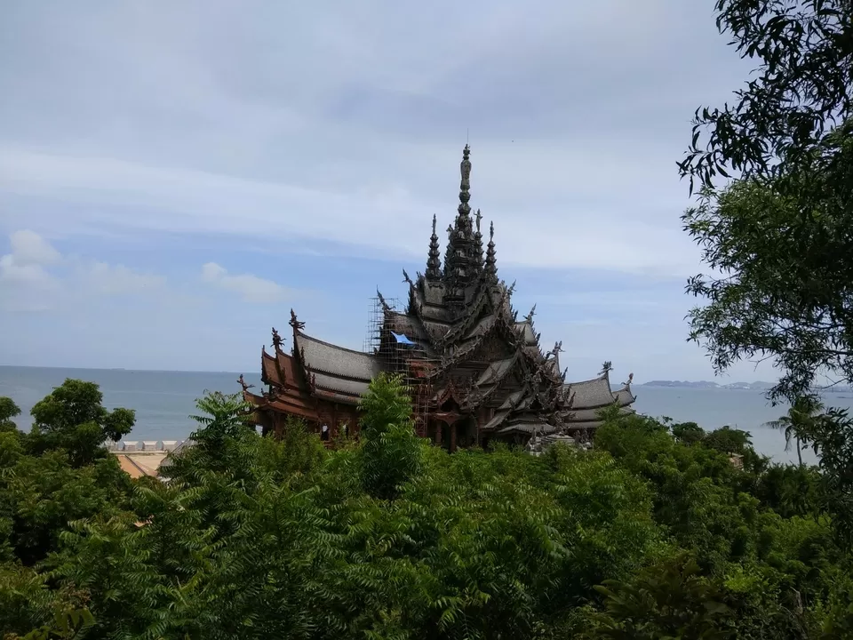 Photo of Pattaya City Chon Buri Thailand by Vinoth Kumar