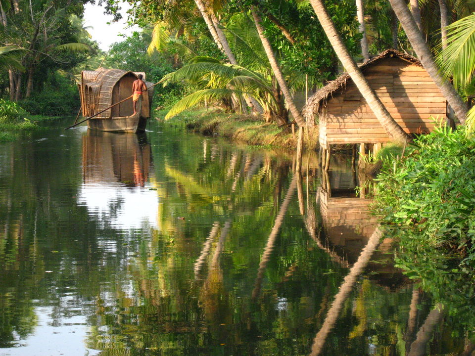 Photo of Seven Interesting Things You Should Know About Kerala 2/2 by Monica