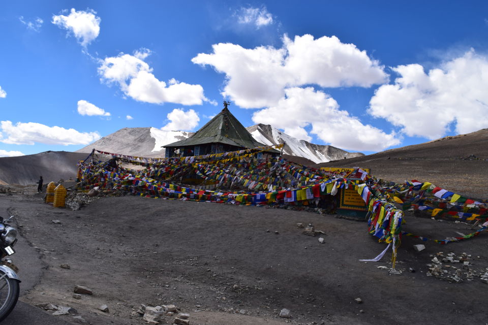 Photo of Manali - Leh mountain bicycling by Nishant Sabharwal
