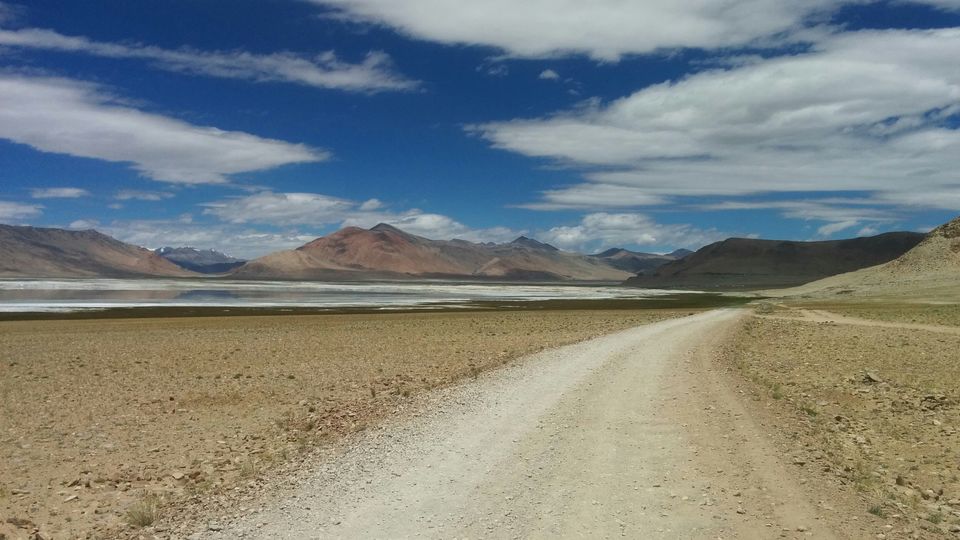 Photo of Ladakh 2016 - Cursing The Kashmir Curfew by Azee Shady