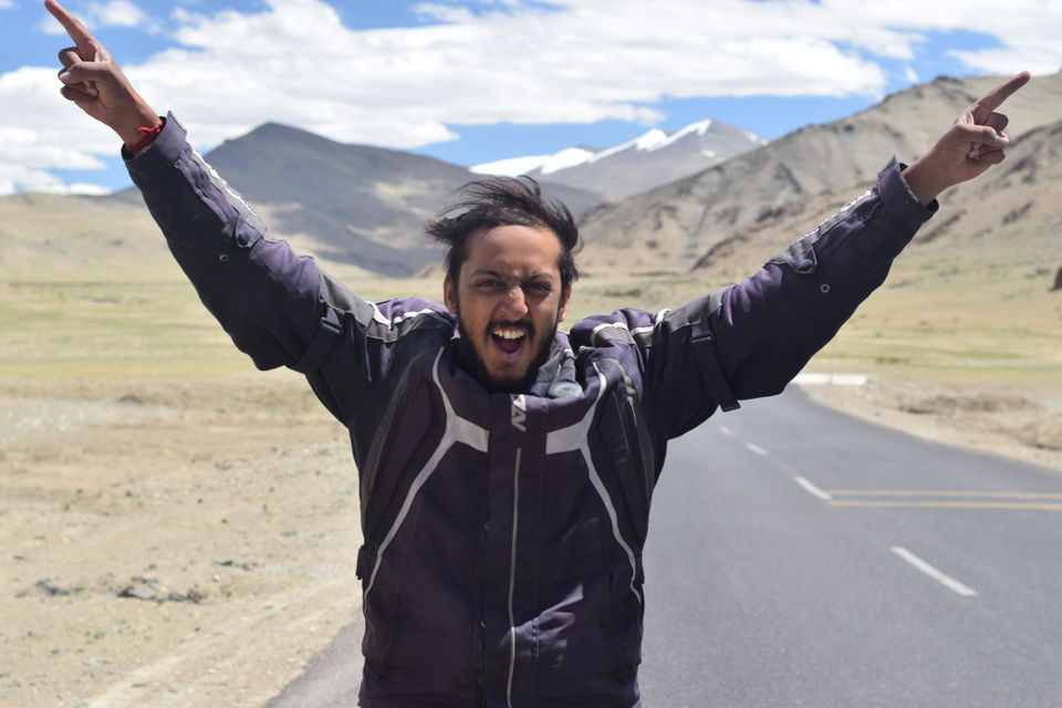 Photo of Ladakh 2016 - Cursing The Kashmir Curfew by Azee Shady