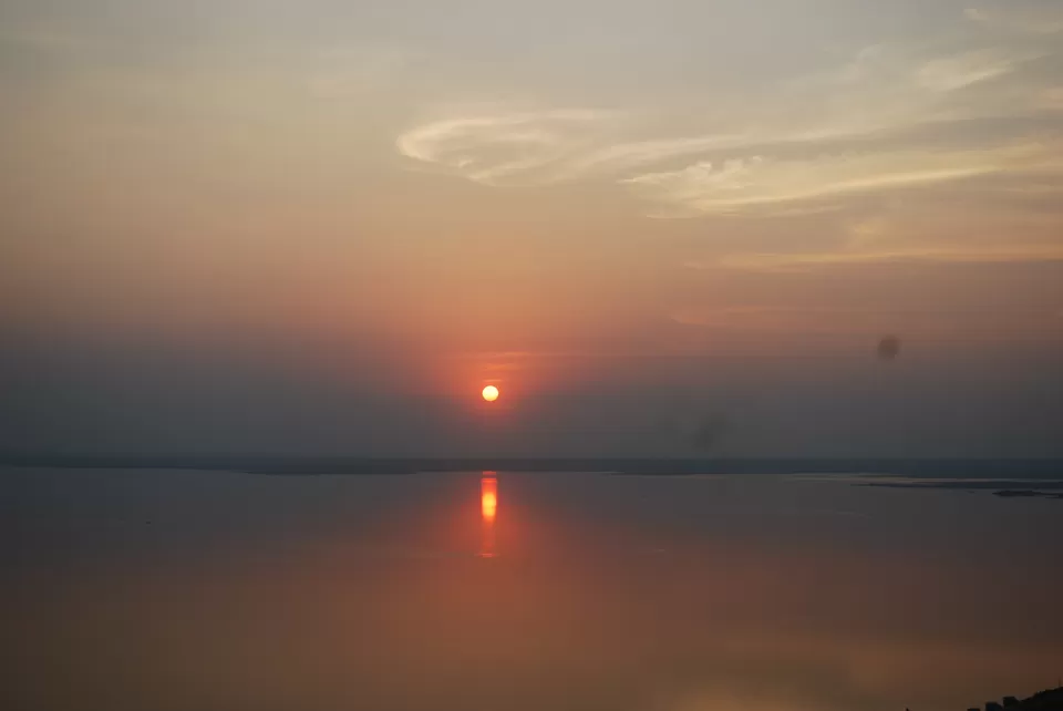 Photo of Tungabhadra Dam, Hospet, Karnataka, India by Ruchira