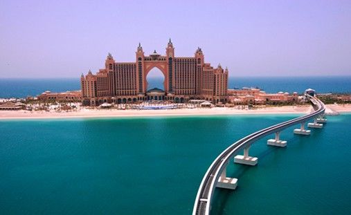 Photo of Things to do in Dubai, United Arab Emirates 3/6 by Harriet Lucy