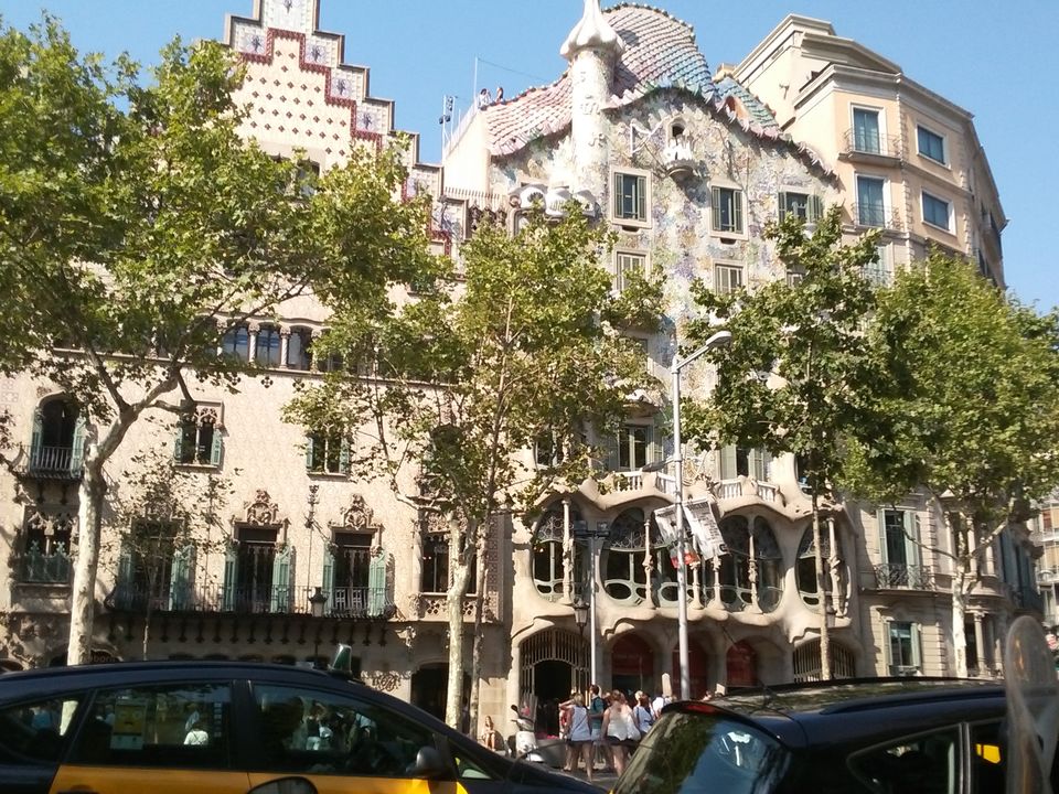 Photo of Casa Batlló, Passeig de Gràcia, Barcelona, Spanyolország by Klaudia Horvath