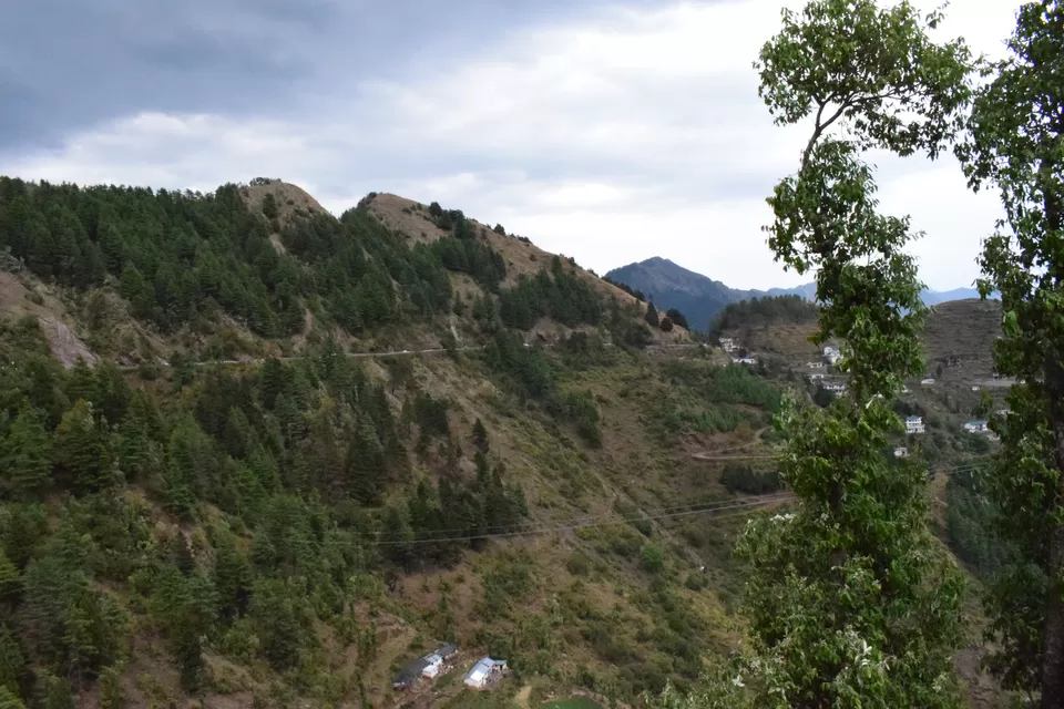Photo of The Mall Road, Mussoorie, Uttarakhand, India by Surjodeep Bose
