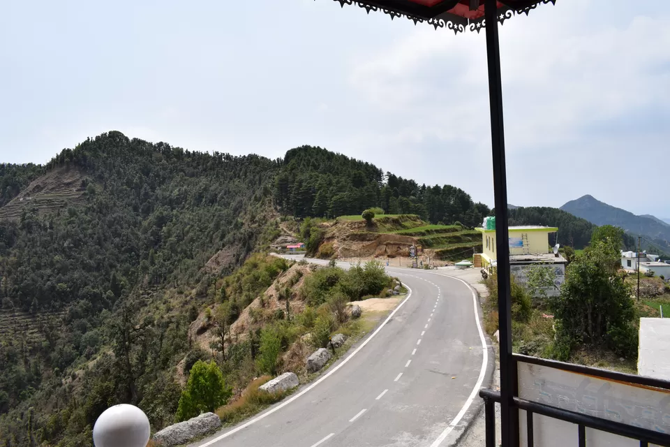 Photo of The Mall Road, Mussoorie, Uttarakhand, India by Surjodeep Bose