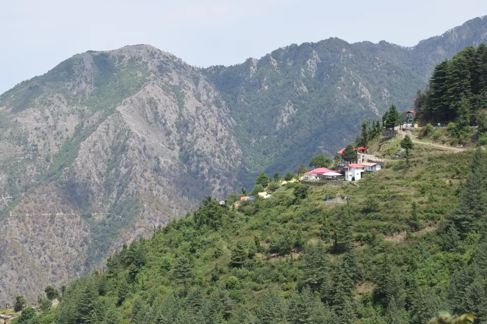 Photo of The Mall Road, Mussoorie, Uttarakhand, India by Surjodeep Bose