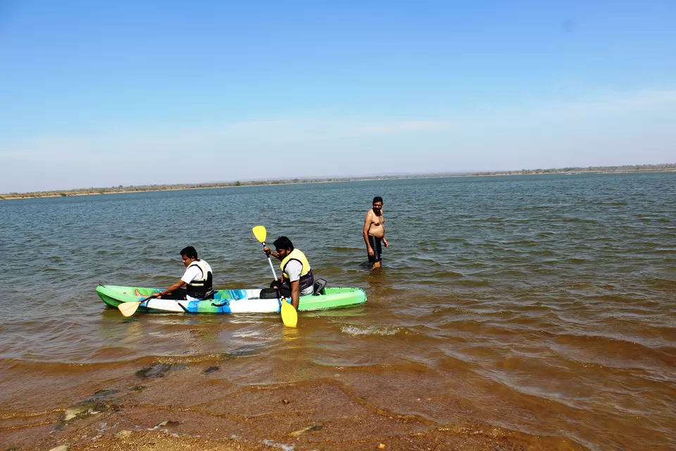 Photo of Kotipally Reservoir, Tandur - Mominpet Road, Kotpalli, Telangana, India by Ashwin Naidu