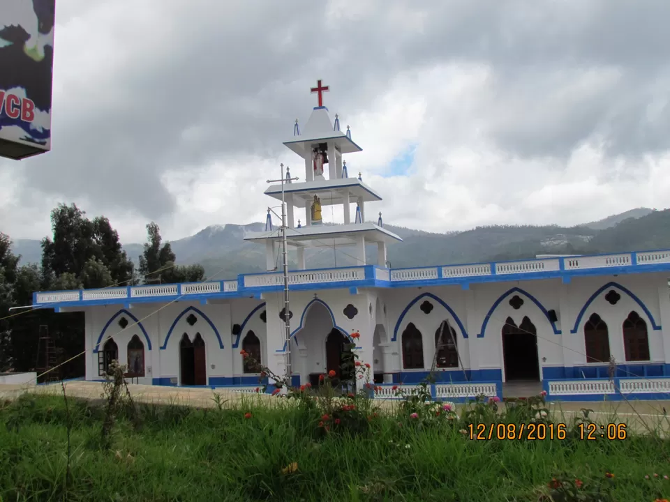 Photo of Ooty Railway Station, Kathadimattam, Ooty, Tamil Nadu, India by Ashwin Naidu