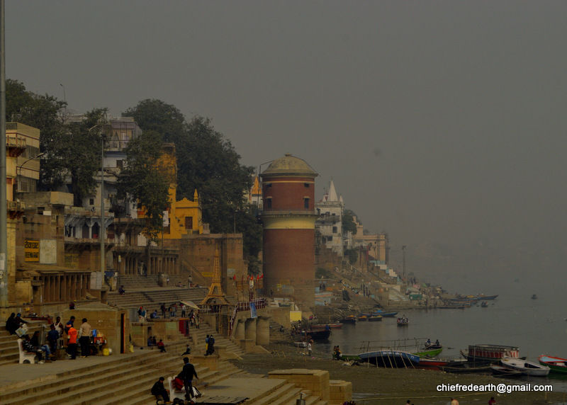 Photo of Varanasi, Uttar Pradesh, India by Chief RedEarth