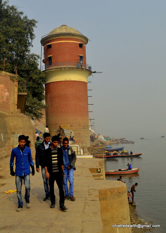 Photo of Varanasi, Uttar Pradesh, India by Chief RedEarth