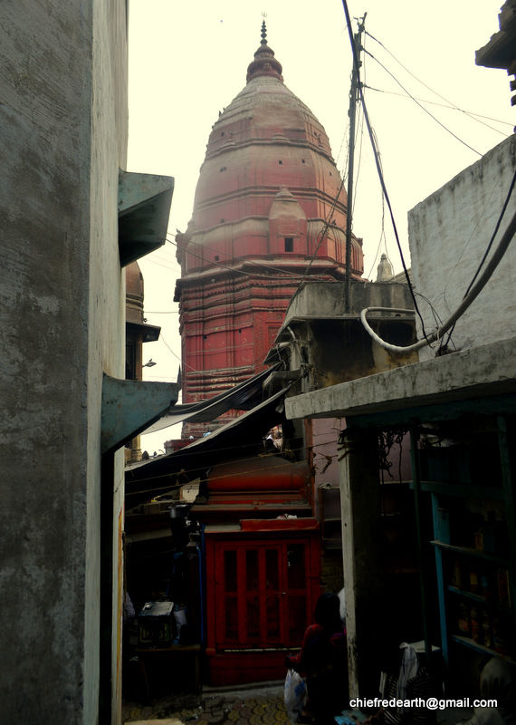 Photo of Varanasi, Uttar Pradesh, India by Chief RedEarth