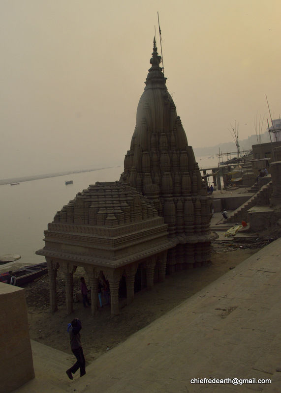 Photo of Varanasi, Uttar Pradesh, India by Chief RedEarth