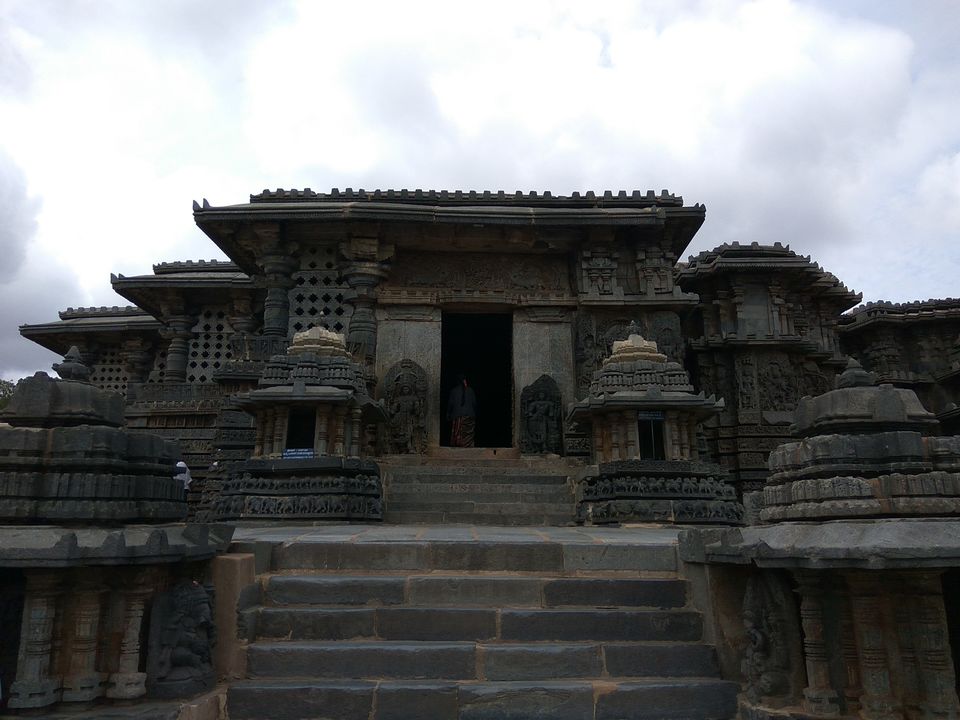 Photo of 4 Days trip to Karnataka. Witness the might of Hoysala !!! 2/3 by oldskool_indian