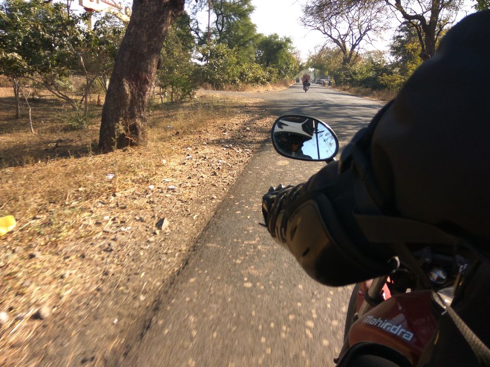 Photo of 4 Day Ride from Mumbai - Lonar - Shegaon - Chikaldhaara - Melghat Tiger Reserve - Mumbai by oldskool_indian