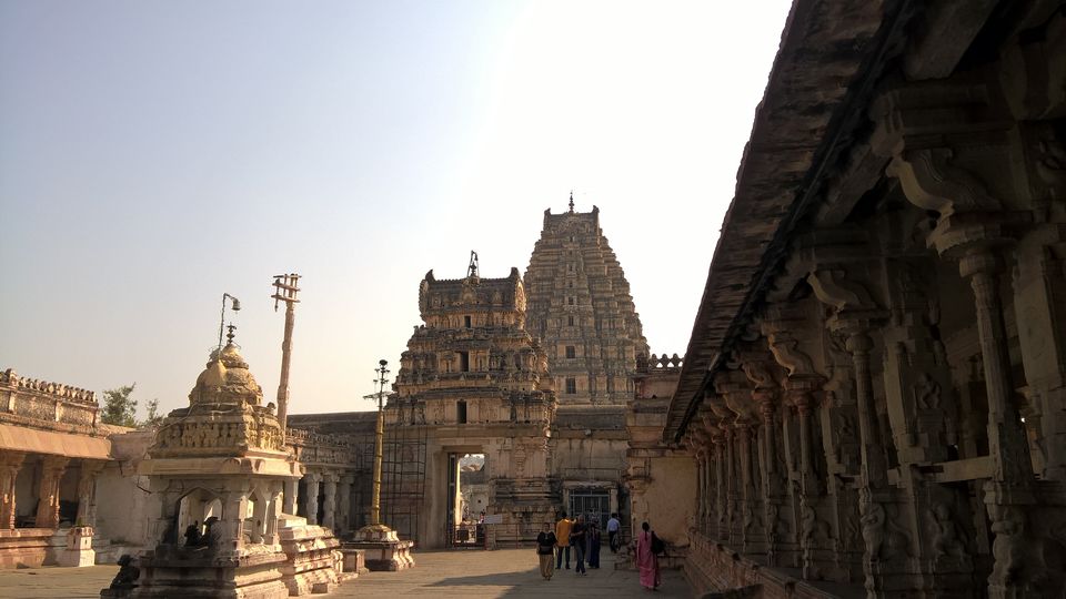 Photo of Sri Virupaksha Temple, Hampi, Karnataka, India by Bonny John