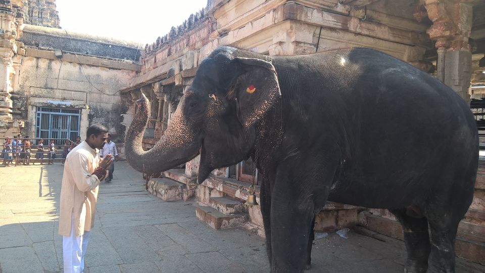 Photo of Sri Virupaksha Temple, Hampi, Karnataka, India by Bonny John