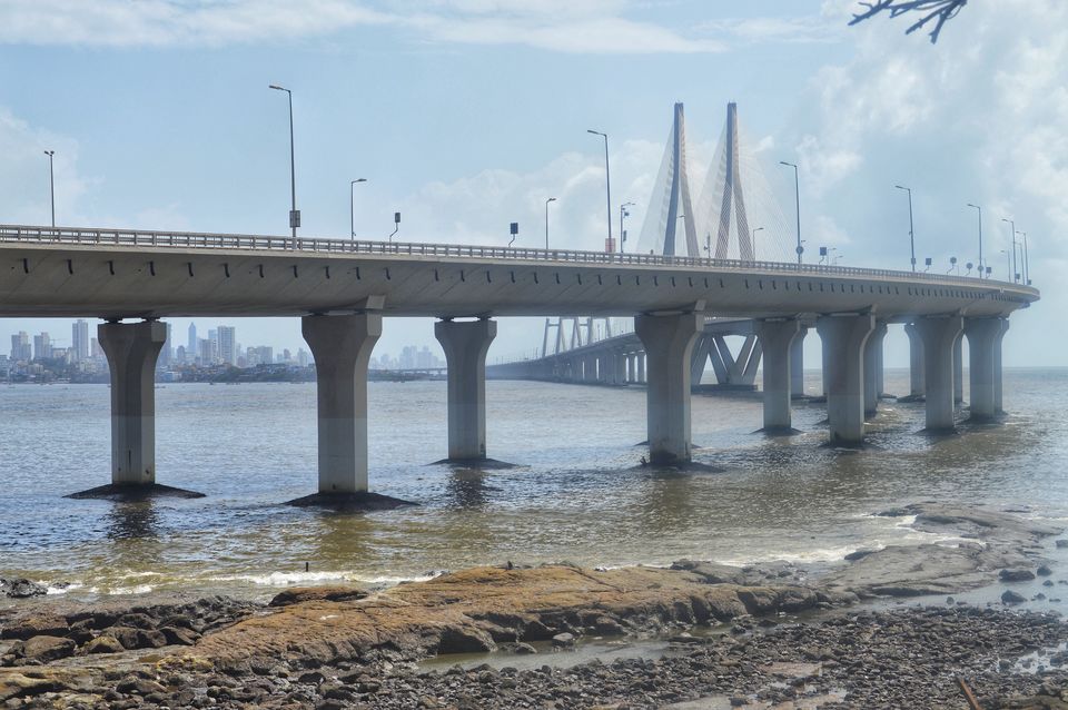Photo of Bandra Worli Sea Link, Mumbai, Maharashtra, India by oldskool_indian