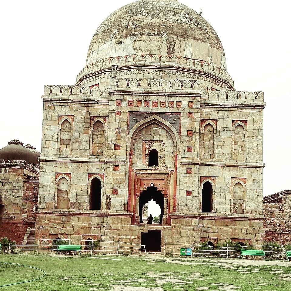 Photo of Lone lady traveller's guide to Delhi 4/4 by Ritusree exploring