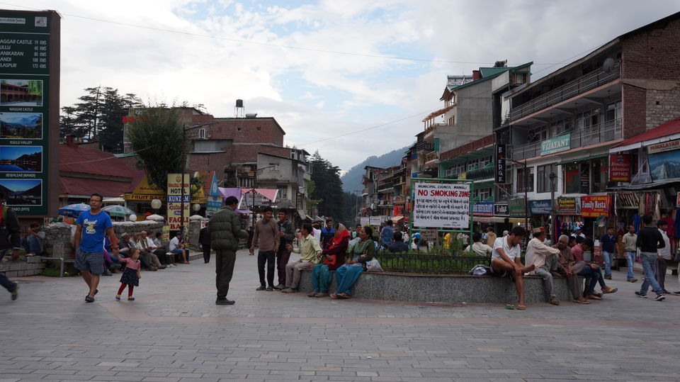 Photo of Old Manali – The Secret Town Amidst Mystic Clouds 21/43 by HippieInHeels