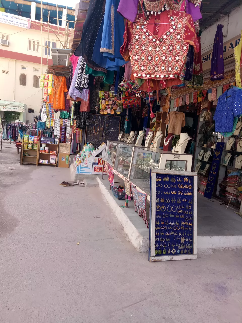 Photo of Celebrate Holi in Pushkar - Bucket-list Check by HippieInHeels
