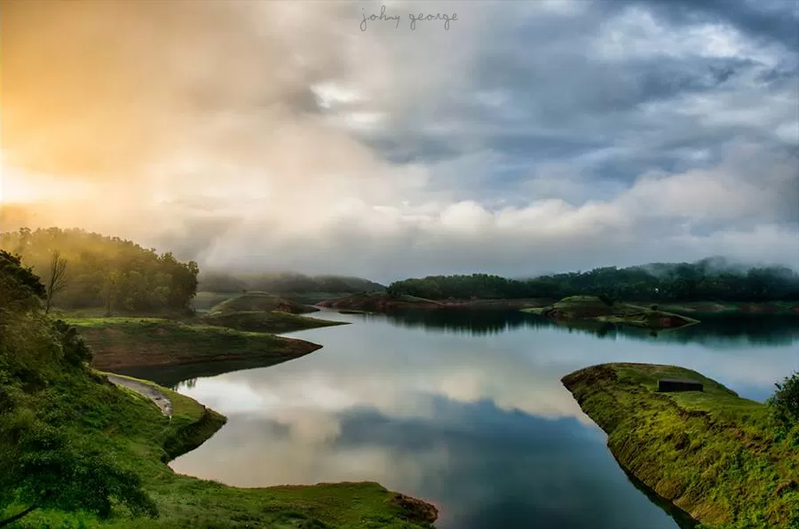 Photo of Kulamavu Dam, Idukki, Kerala, India by Johny George