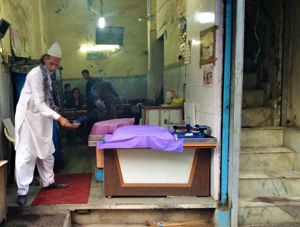 Photo of A walk through the streets of Old Delhi - The Vegetarian way! 10/30 by Himani Chhabra