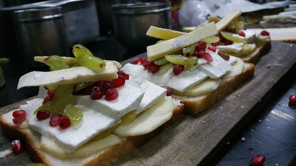 Photo of A walk through the streets of Old Delhi - The Vegetarian way! 24/30 by Himani Chhabra