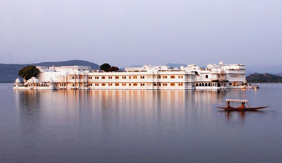 Photo of Lake Pichola, Pichola, Udaipur, Rajasthan, India by Manish Kumar