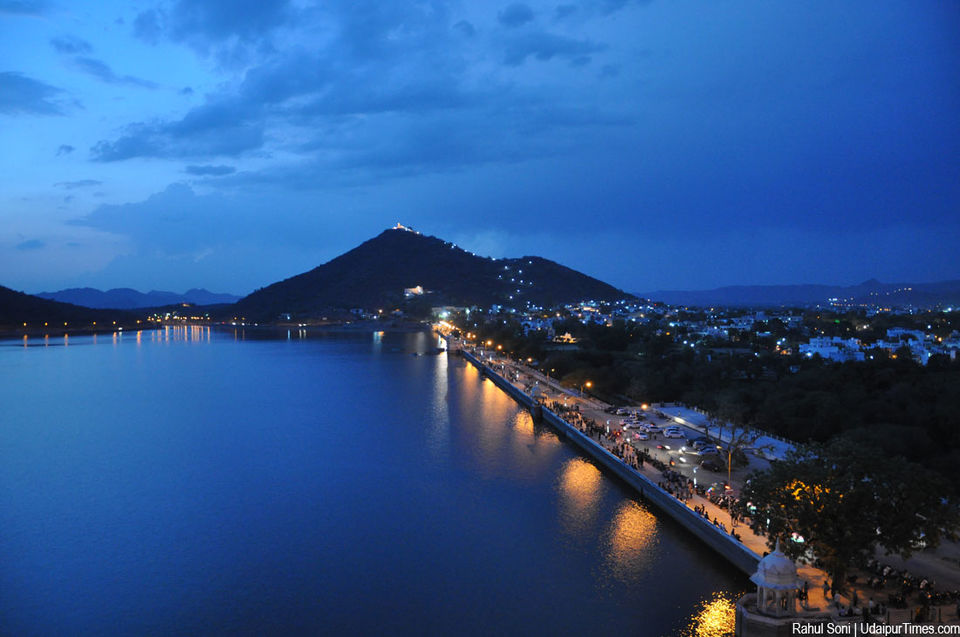 Photo of Lake Pichola - My Favorite Tourist Spot by Manish Kumar